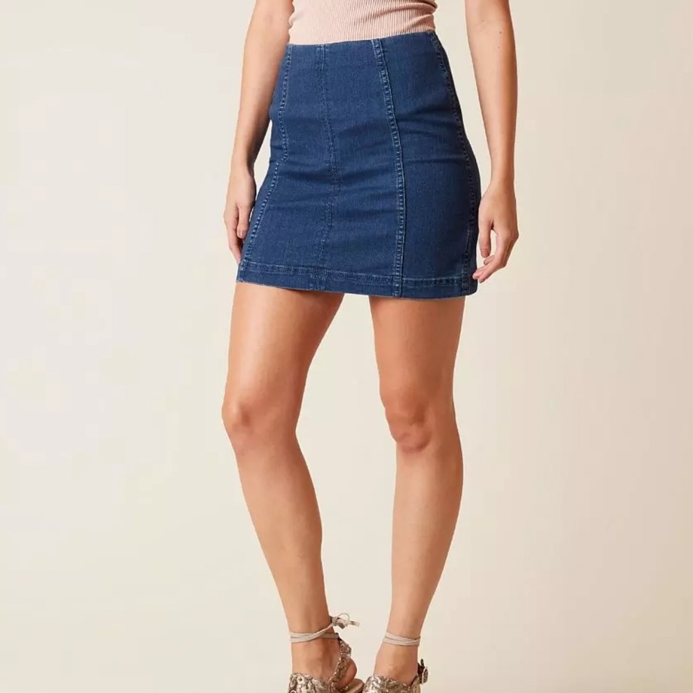 Free People Modern Femme Denim Stretch Skirt (Size: 8) - Picture 3 of 14